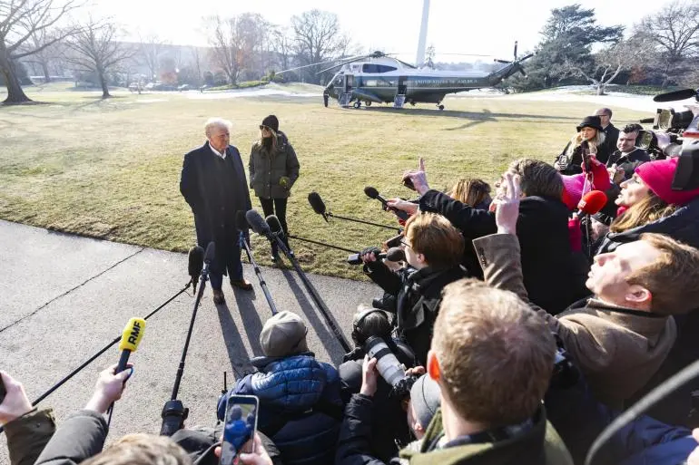 Trump dice que el ejército entró en California para «abrir el agua» y el estado lo niega