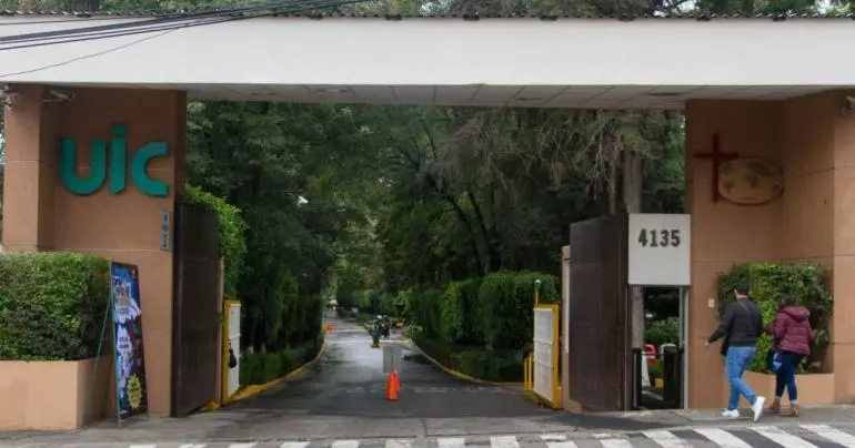 Alcaldía Tlalpan autoriza derribo de árboles en la Universidad Intercontinental