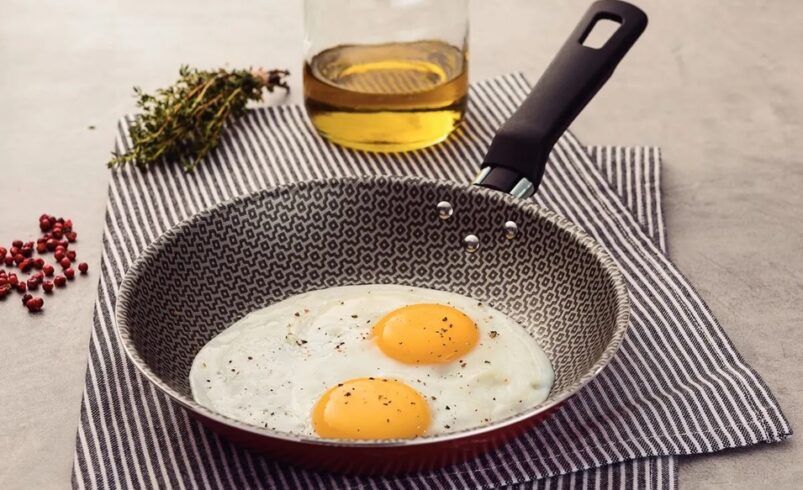 ¿Cómo elegir el antiadherente correcto en utensilios de cocina?