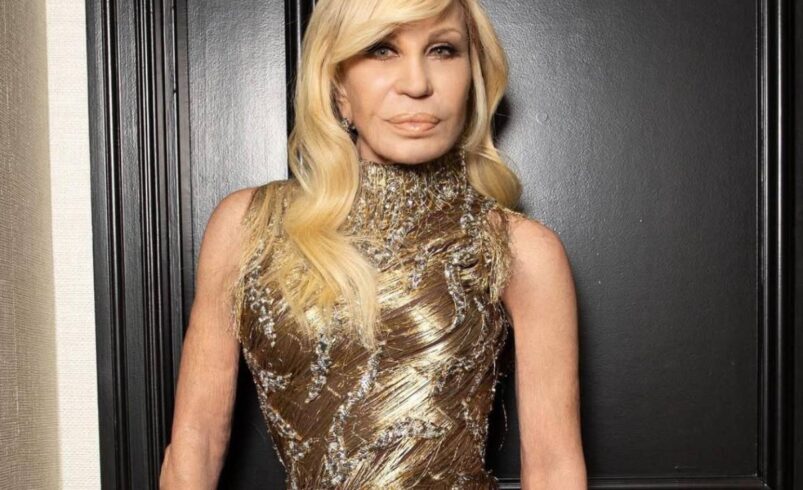 Donatella Versace deja la dirección creativa de Versace tras casi 30 años al frente