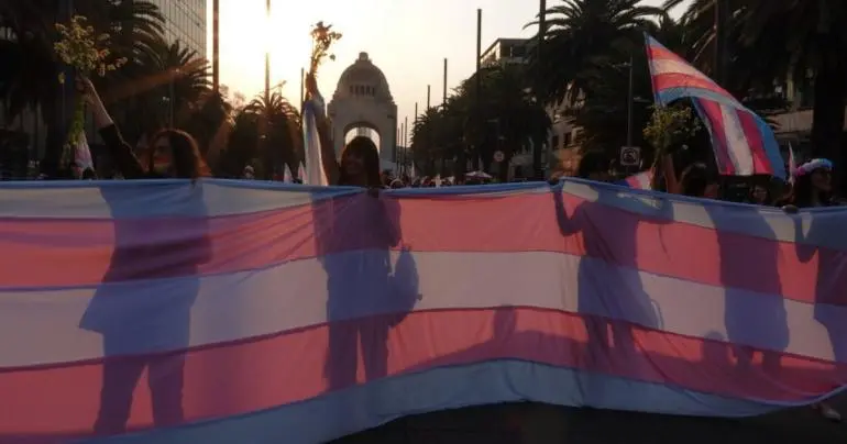 SCJN falla a favor de tres personas trans discriminadas en baño de centro comercial