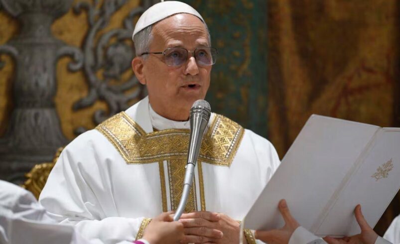 Sheinbaum invitará al papa León XIV a visitar México