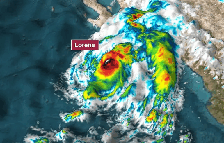 Huracán ‘Lorena’ pierde fuerza y se degrada a tormenta tropical