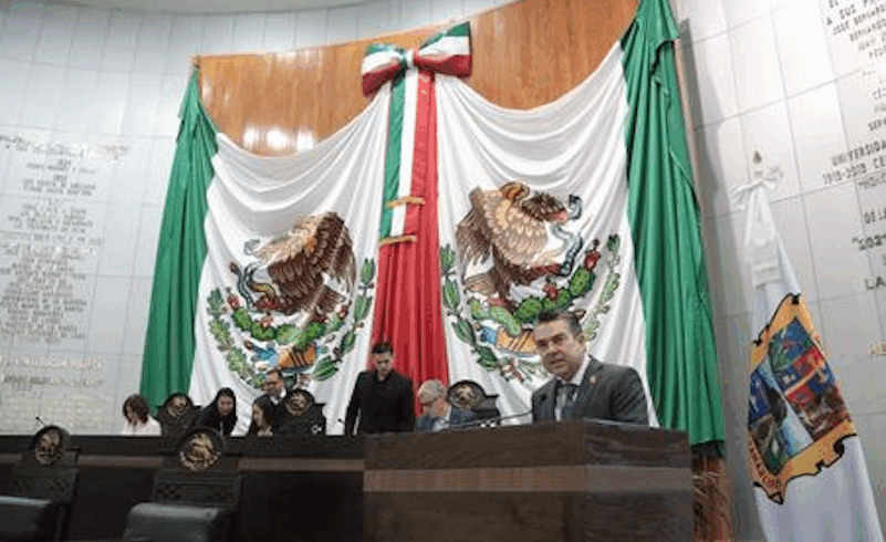 Ordena congreso reabrir cuentas de Cabeza de Vaca