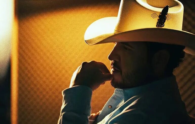 Multarán con más de $1 millón a Edén Muñoz por corrido al narco ‘El JT