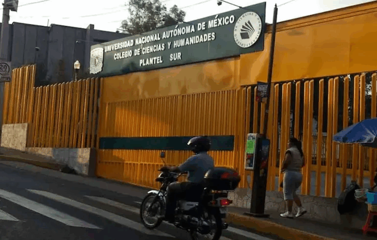 Padres en CCH Sur aceptan ‘con reservas’ respuesta de la UNAM