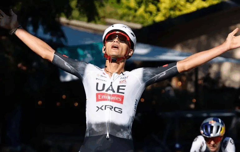 Isaac Del Toro conquista el Giro dell’Emilia