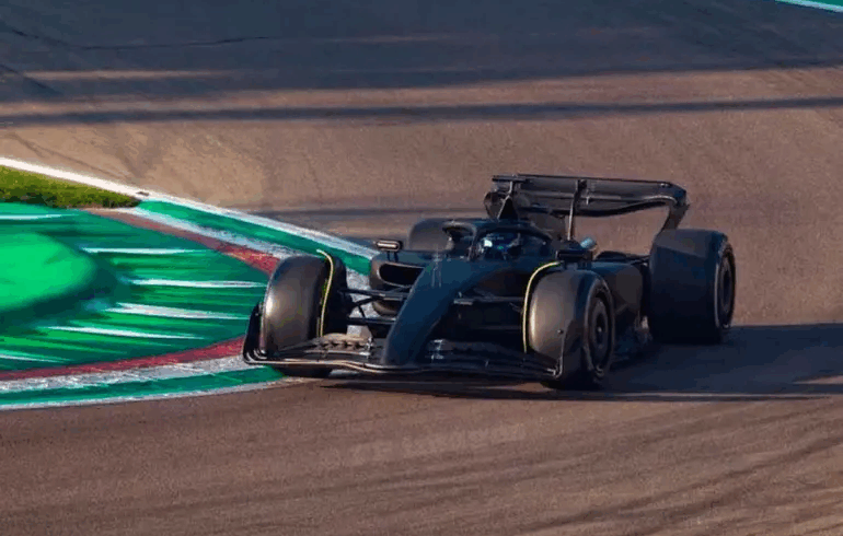 ¡’Checo’ Pérez volvió a la pista! Así fue su prueba con Cadillac
