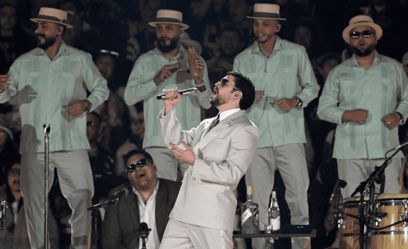 Bad Bunny sorprende en CDMX con Ana de la Reguera y Diego Boneta como invitados en su segundo show